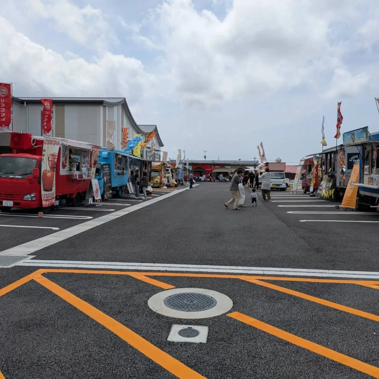 4月1日に、家から程近い益城町仮説役場跡地にオープンした「益...